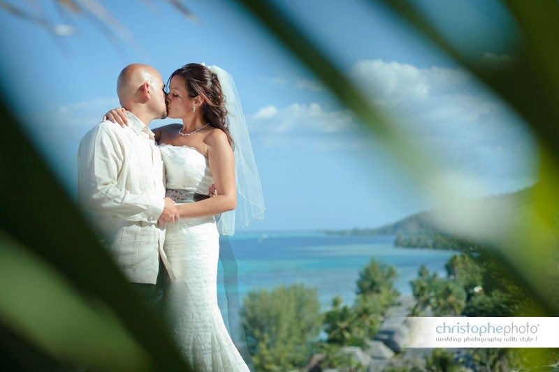 Wedding Photographer Tahiti French Polynesia Moorea Bora